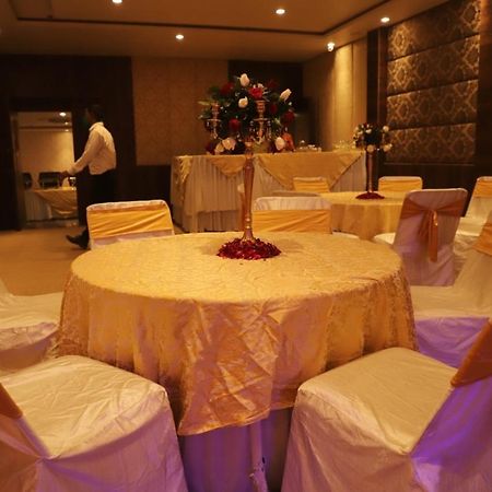 County Inn Vaishali Nagar, Jaipur Exteriör bild